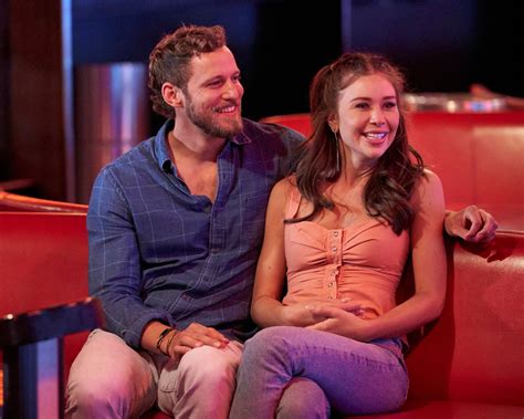 'The Bachelorette' Finale Spoilers: Gabby and Rachel Cry Over 2 .